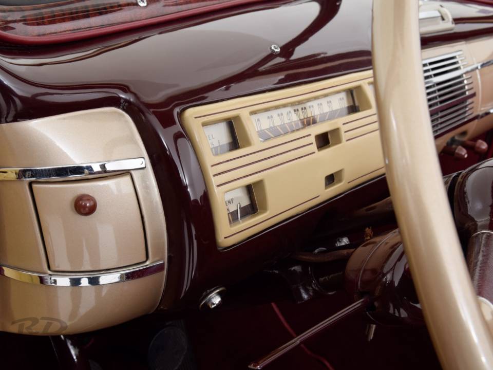 Image 36/50 of Ford Deluxe Coupé Convertible (1940)