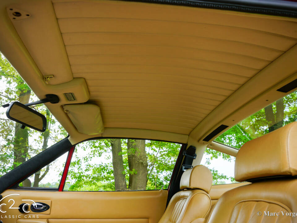 Image 13/80 of Ferrari 365 GTC&#x2F;4 (1972)