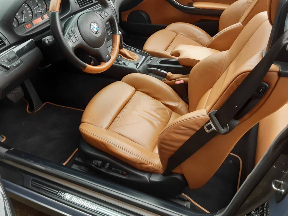 Image 4/8 of BMW 325Ci (2004)