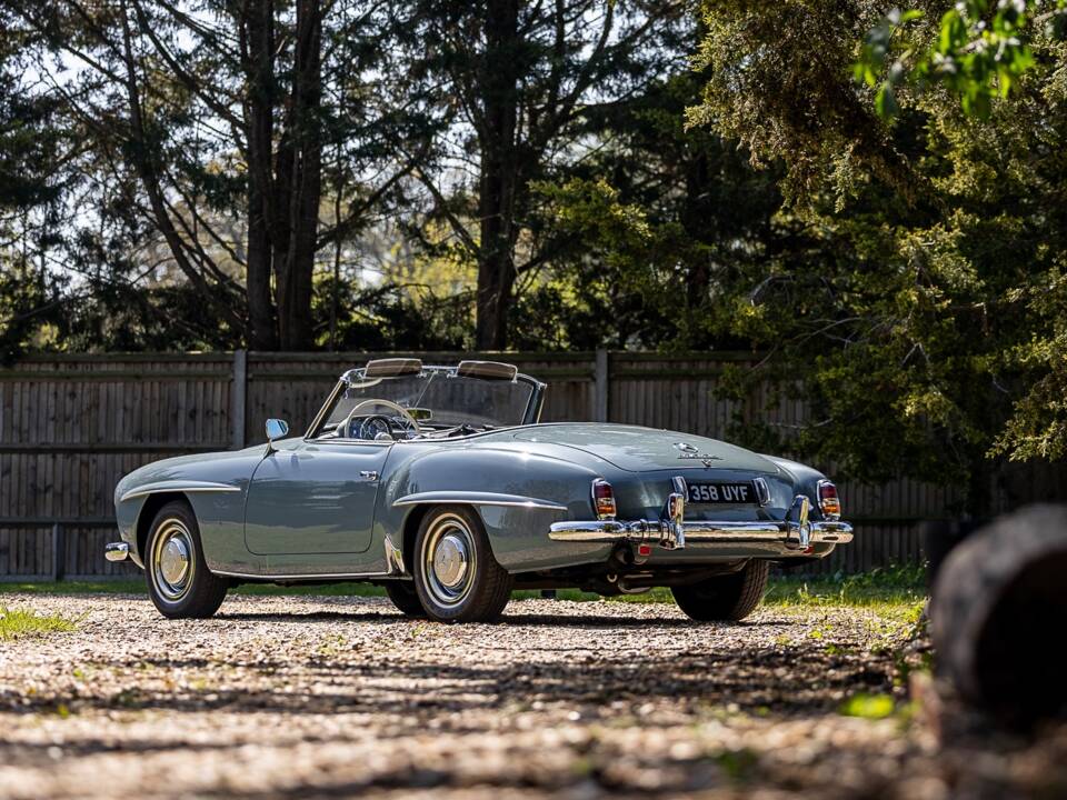 Image 6/56 of Mercedes-Benz 190 SL (1956)