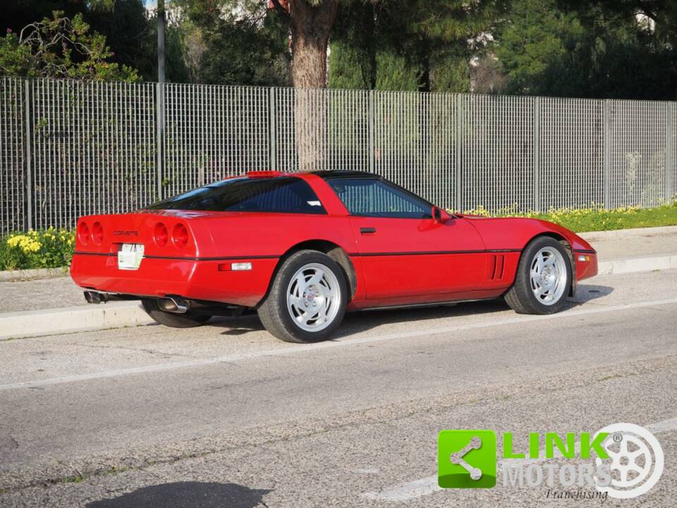 Image 2/10 of Chevrolet Corvette Convertible (1995)
