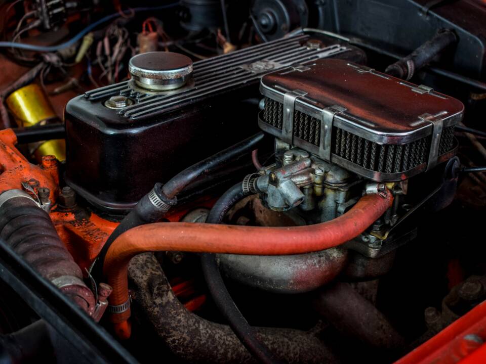 Bild 30/50 von MG MGB (1974)