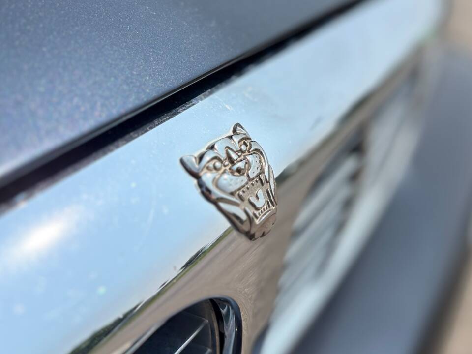 Image 8/9 of Jaguar XJ 8 4.2 (2003)