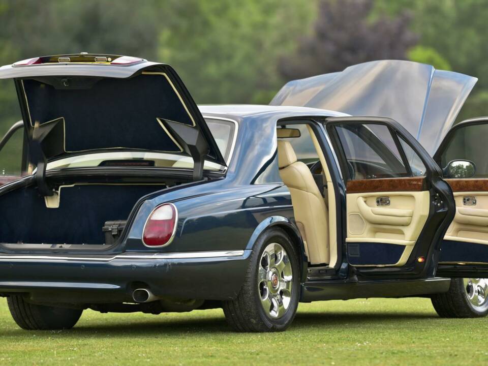Imagen 21/50 de Bentley Arnage Green Label (1999)