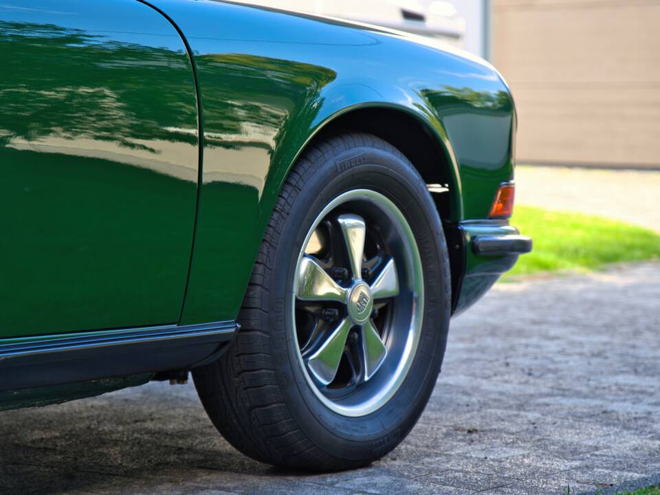 Image 7/76 of Porsche 911 2.4 T (1973)