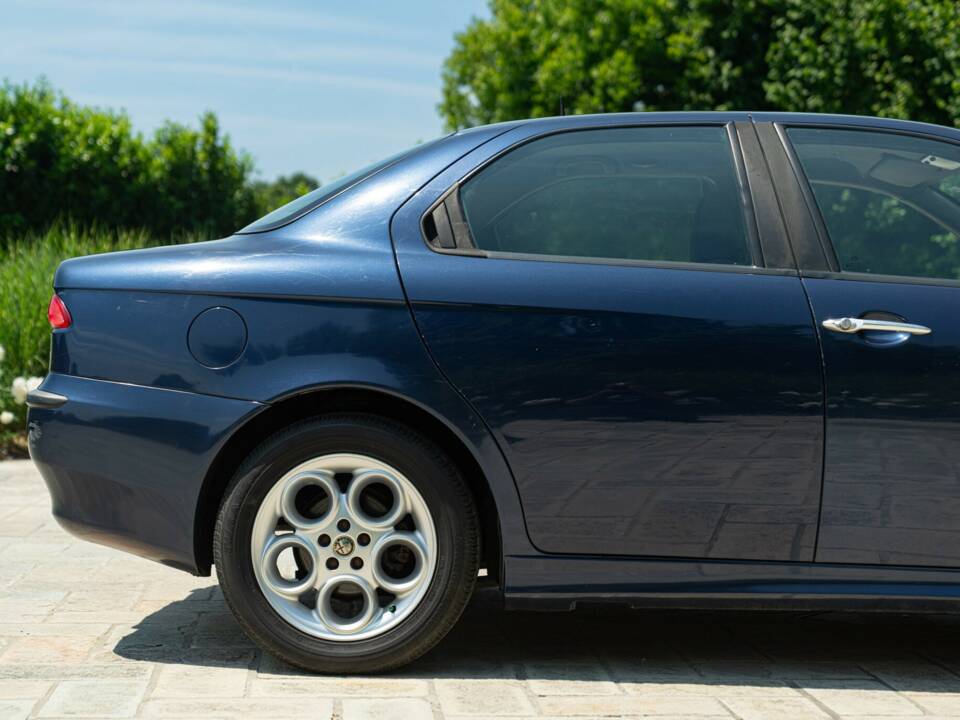 Imagen 15/50 de Alfa Romeo 156 2.5 V6 (2000)
