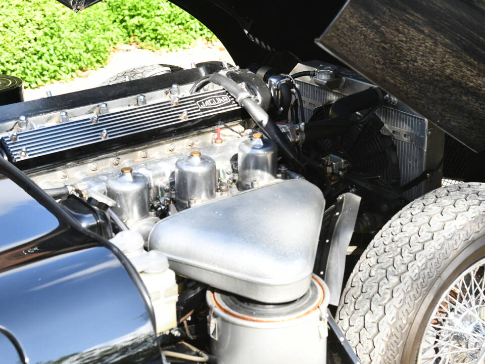Imagen 8/8 de Jaguar E-Type (1968)