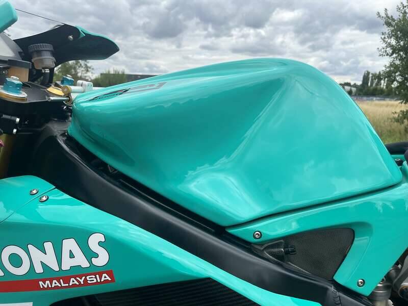Bild 14/35 von Petronas DUMMY (2003)