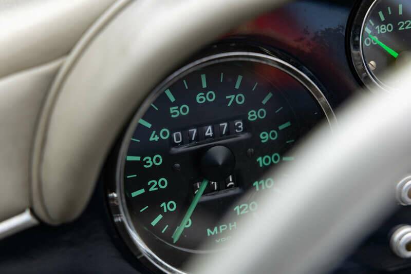 Image 13/25 of Porsche 356 1600 Speedster (1955)