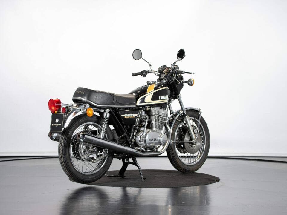 Bild 4/50 von Yamaha TX 500 (1976)