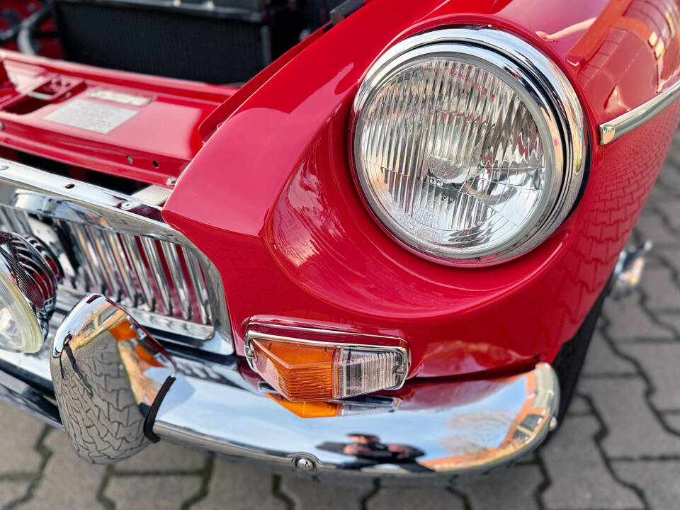 Bild 58/64 von MG MGB (1970)