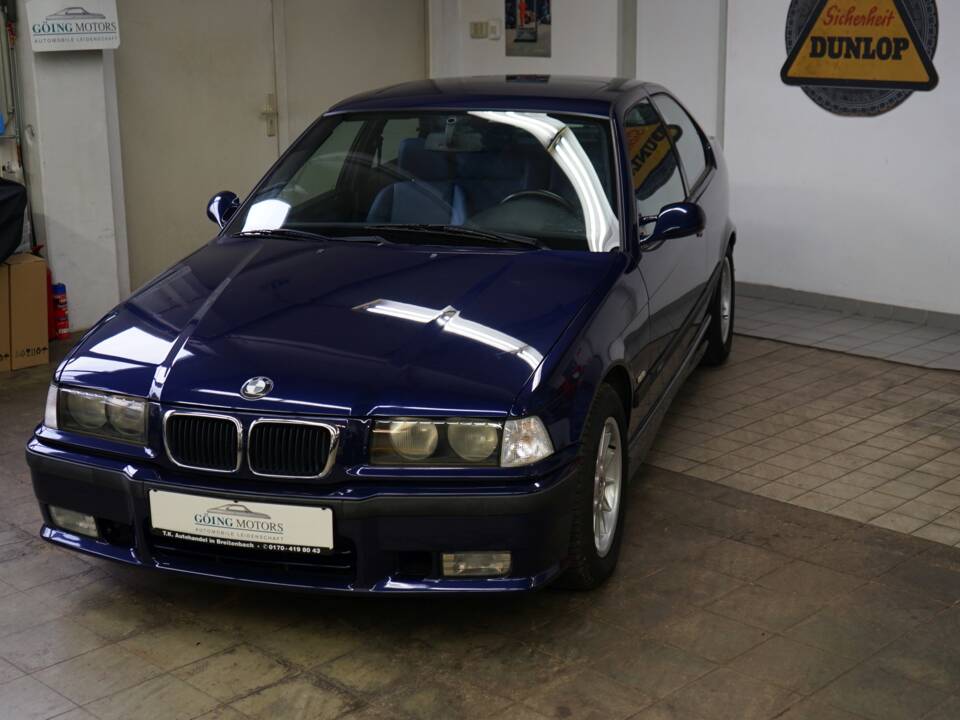 Image 7/33 of BMW 323ti Compact (1999)