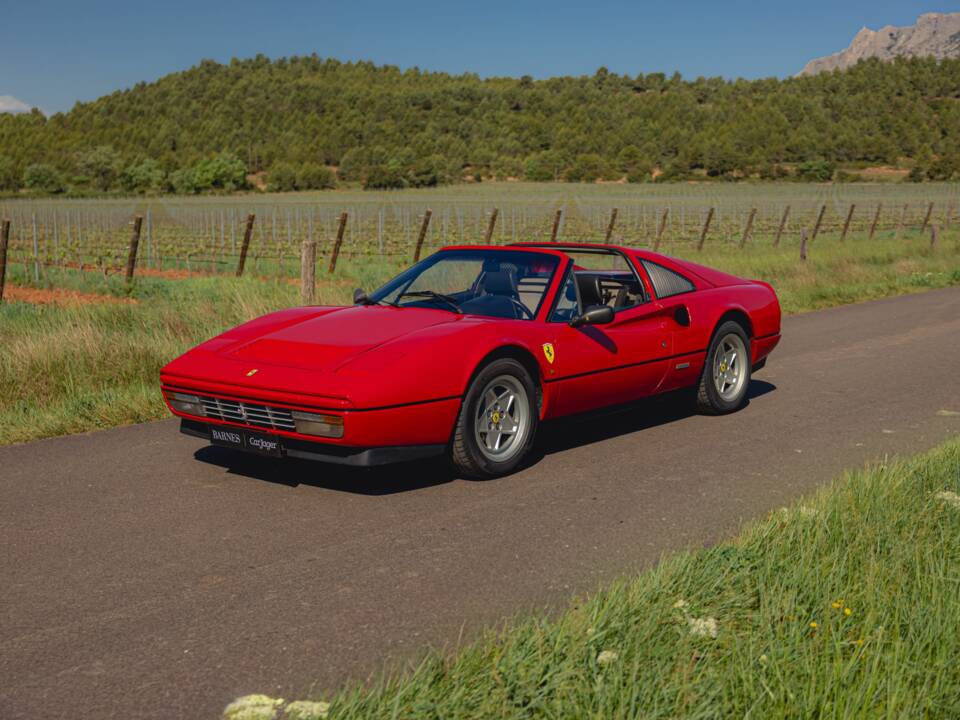 Image 3/60 of Ferrari 328 GTS (1986)