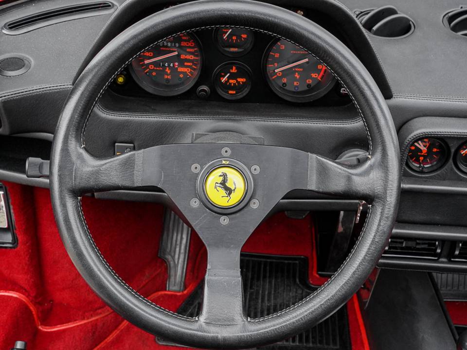 Bild 6/30 von Ferrari 328 GTS (1989)