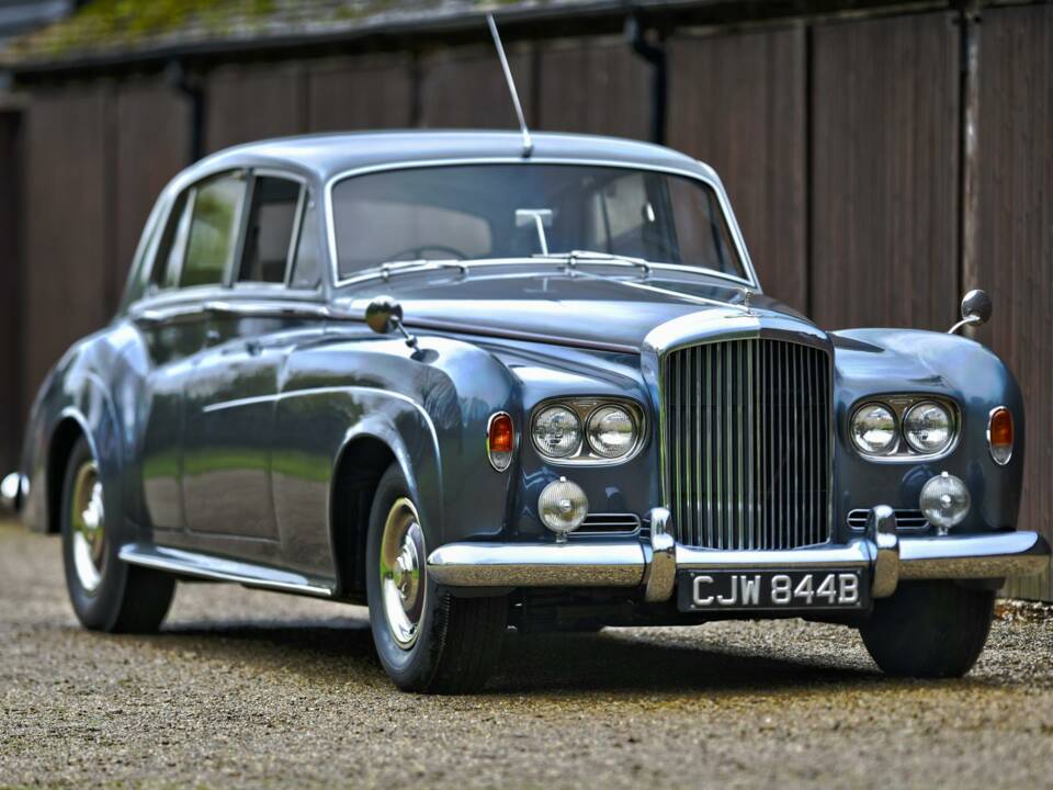 Image 3/50 of Bentley S 3 (1964)