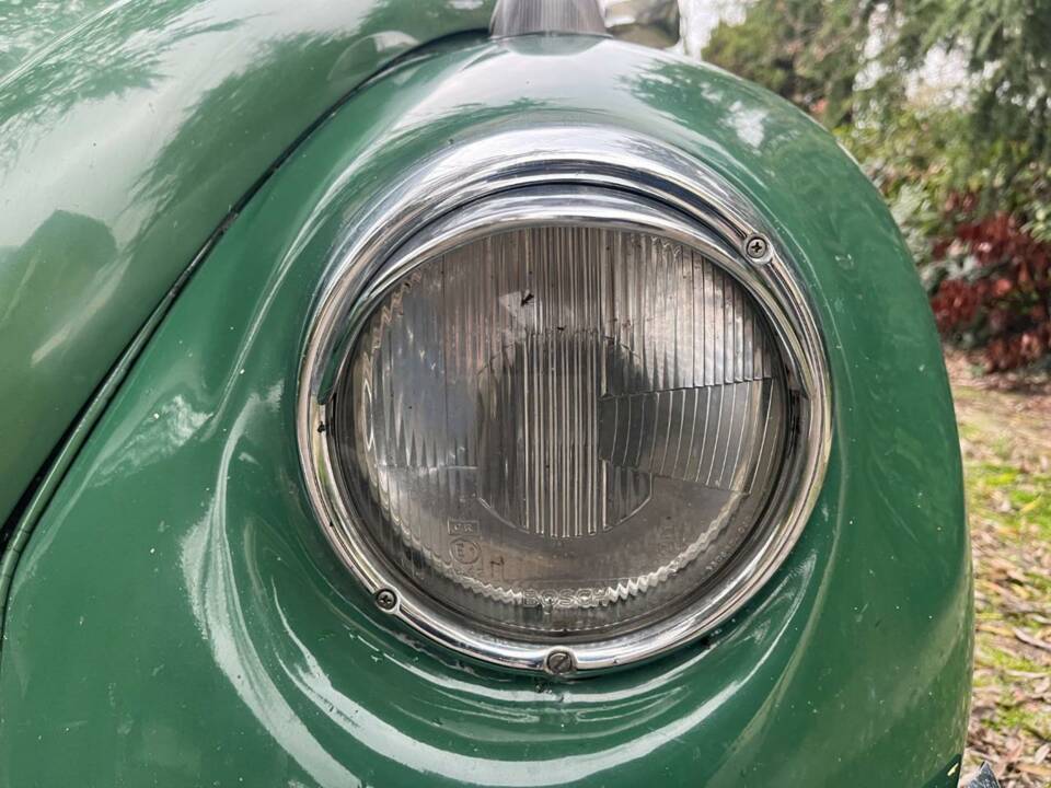 Image 31/43 of Volkswagen Beetle 1200 (1970)