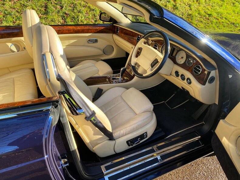 Afbeelding 7/50 van Bentley Azure (2007)