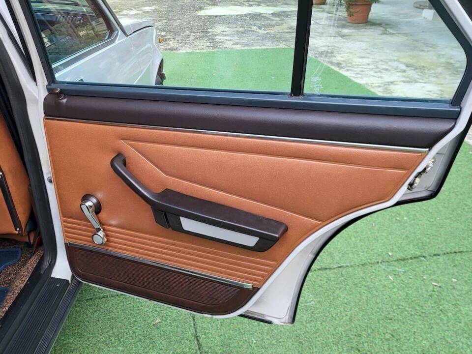 Image 37/51 of Alfa Romeo Giulietta 1.3 (1979)