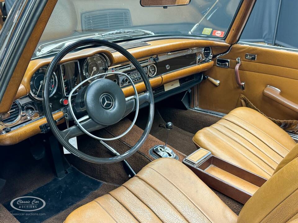 Image 9/38 of Mercedes-Benz 280 SL (1968)