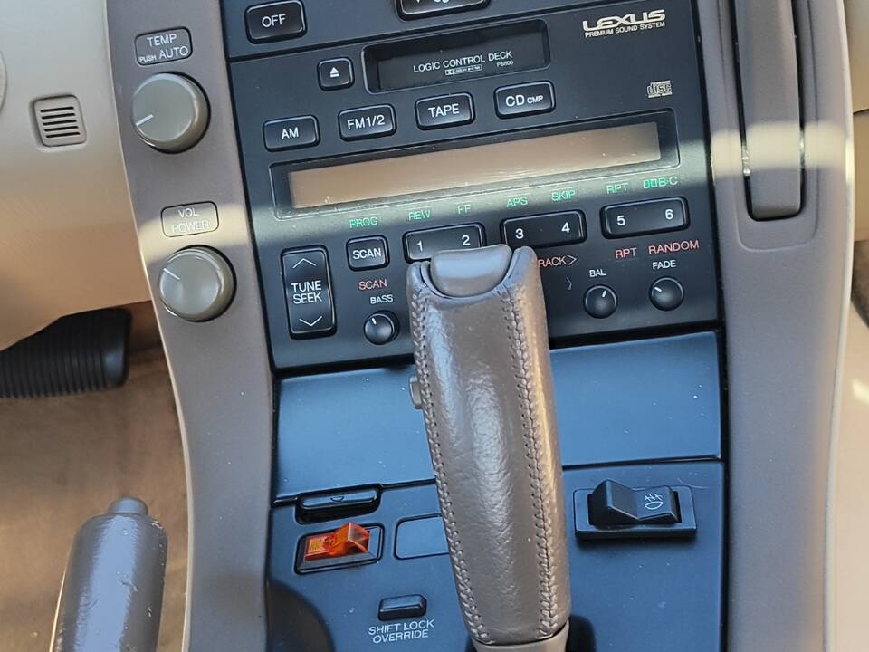 Image 15/36 of Lexus SC 400 (1991)