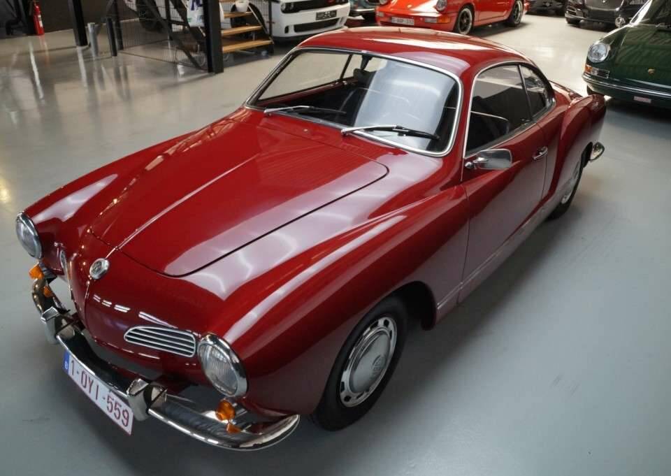 Immagine 40/50 di Volkswagen Karmann Ghia 1500 (1969)