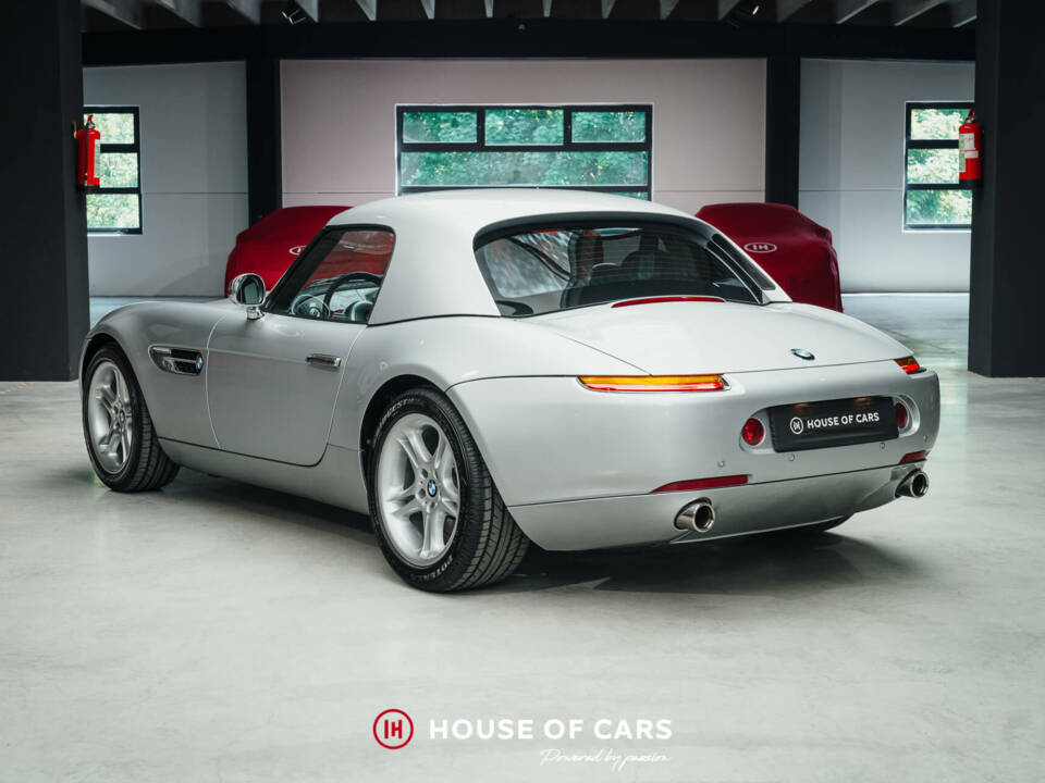 Image 8/25 of BMW Z8 (2000)