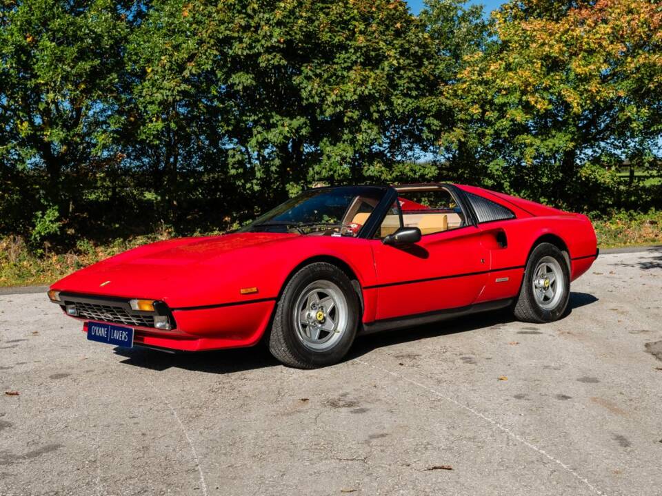 Image 5/50 of Ferrari 308 GTS Quattrovalvole (1983)