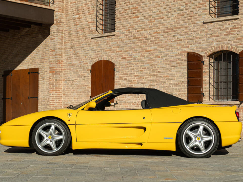 Bild 5/44 von Ferrari F 355 Spider (1998)