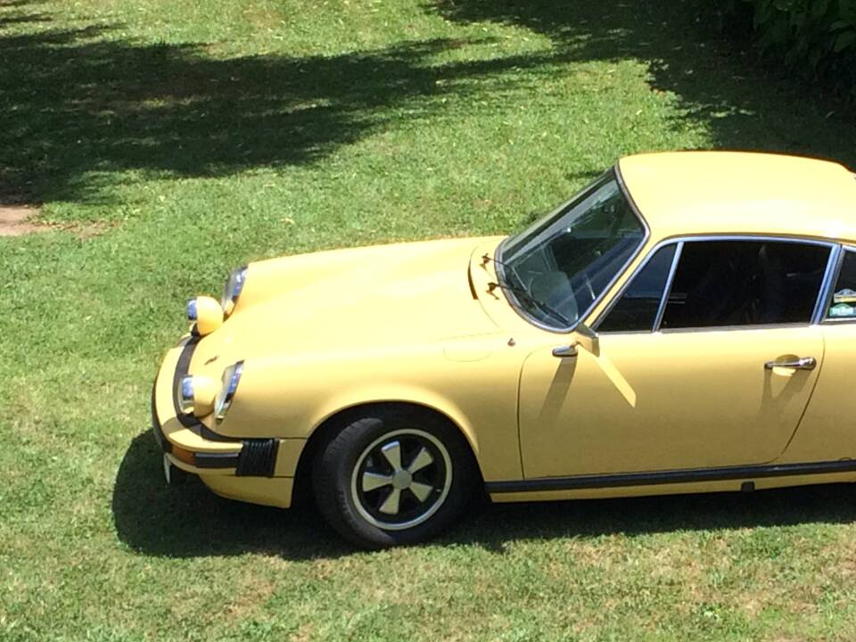 Image 69/77 de Porsche 911 2.7 S (1974)