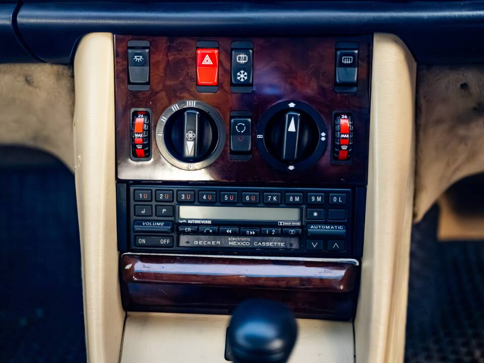 Bild 24/49 von Mercedes-Benz 560 SEL (1986)