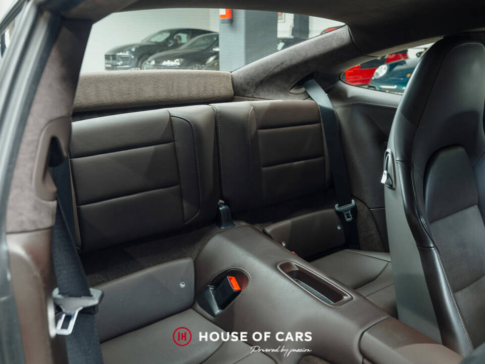 Image 18/23 of Porsche 911 Carrera 4S (2013)