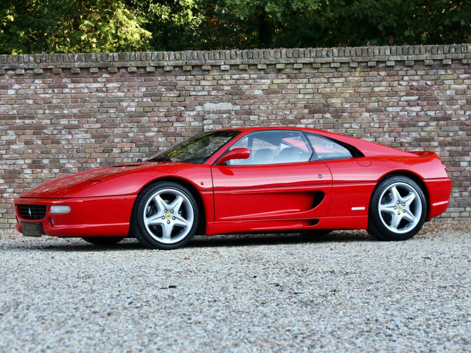 Immagine 21/50 di Ferrari F 355 Berlinetta (1996)