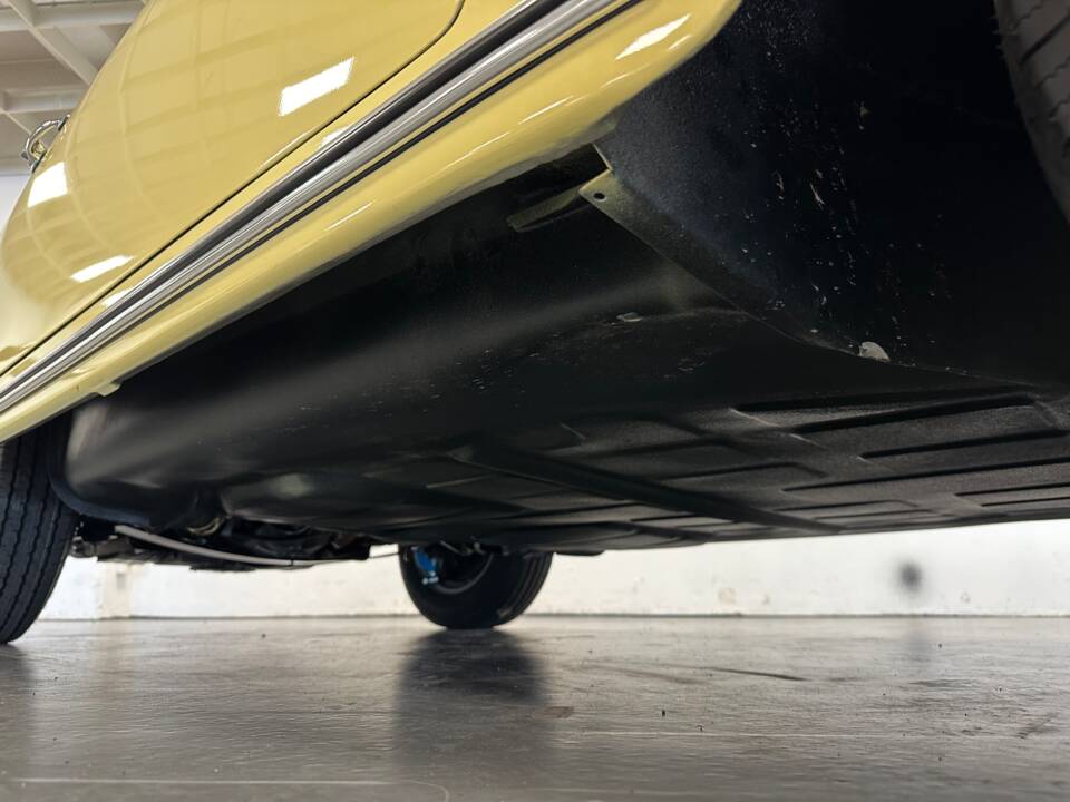 Image 19/101 of Porsche 356 B 1600 (1963)