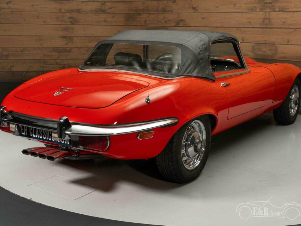 Imagen 11/16 de Jaguar E-Type V12 (1971)