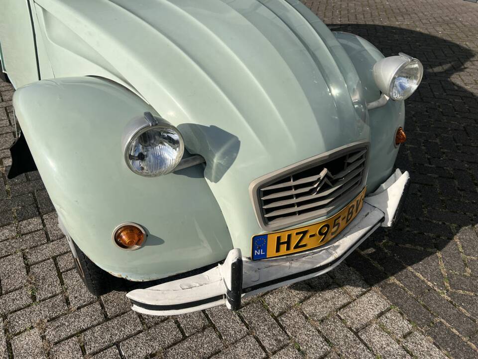 Image 5/8 of Citroën 2 CV 6 (1982)