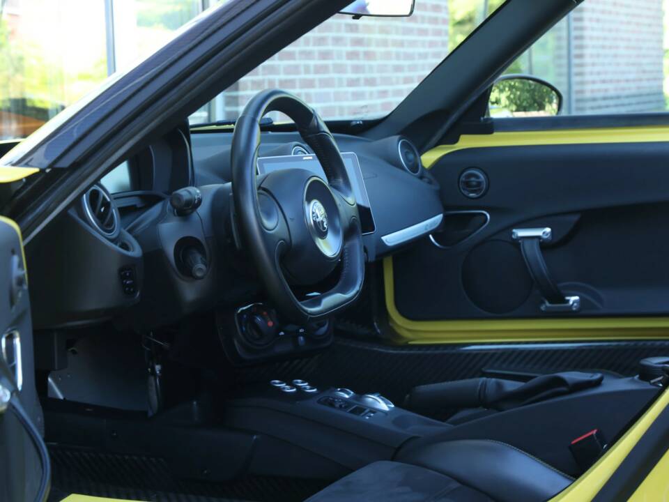 Image 44/50 of Alfa Romeo 4C Spider (2018)