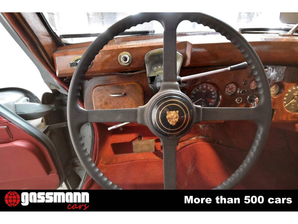 Immagine 14/15 di Jaguar Mk IX (1960)