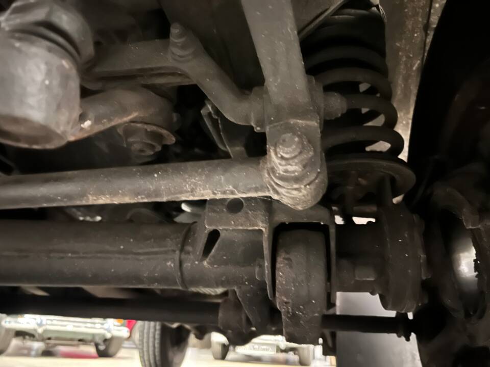 Image 25/35 of Land Rover Defender 90 (2014)