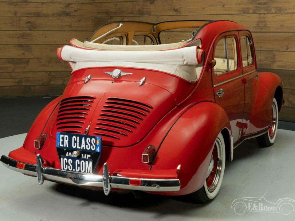 Bild 6/19 von Renault 4 CV Décapotable (1951)