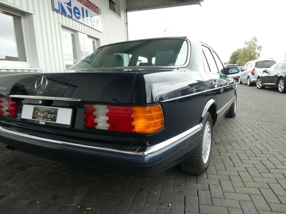 Bild 20/21 von Mercedes-Benz 300 SE (1990)