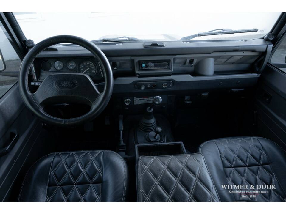 Image 12/27 of Land Rover Defender 90 (1996)