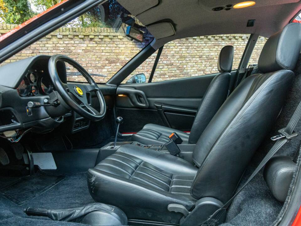 Bild 49/50 von Ferrari 328 GTB (1989)