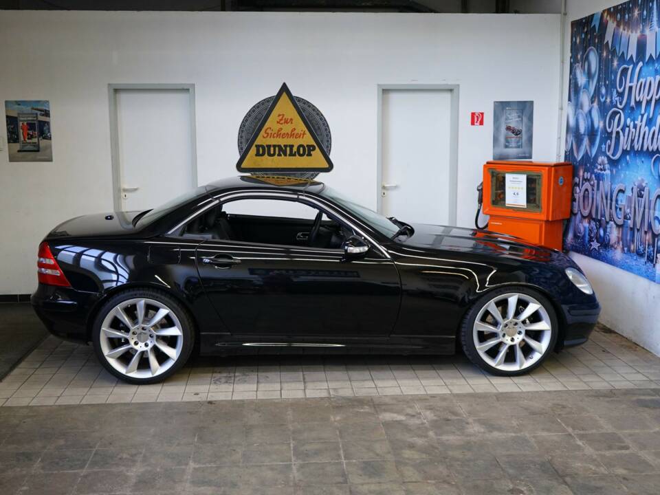 Image 45/48 of Mercedes-Benz SLK 230 Kompressor (2003)