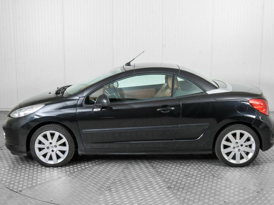 Image 49/50 de Peugeot 207 CC 1.6 VTi (2008)