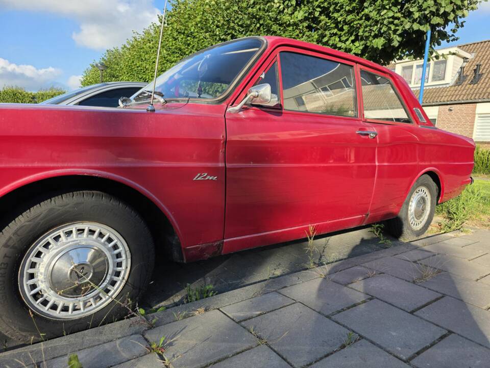 Bild 4/8 von Ford 17m 1700S (1969)