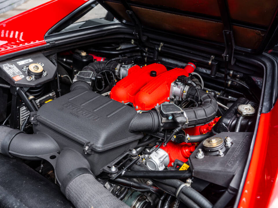 Bild 31/56 von Ferrari 348 TB (1992)