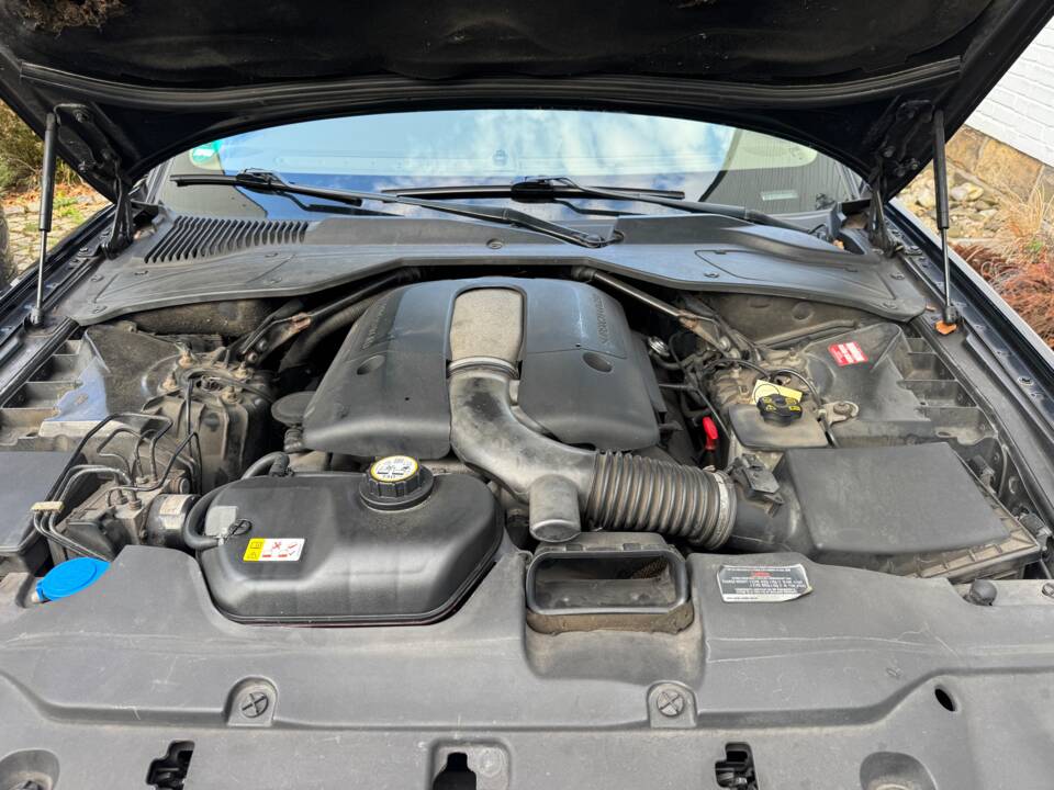 Image 21/22 of Jaguar XJR Super V8 (2005)