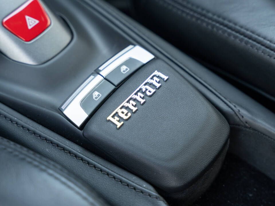 Immagine 51/85 di Ferrari 488 GTB (2015)