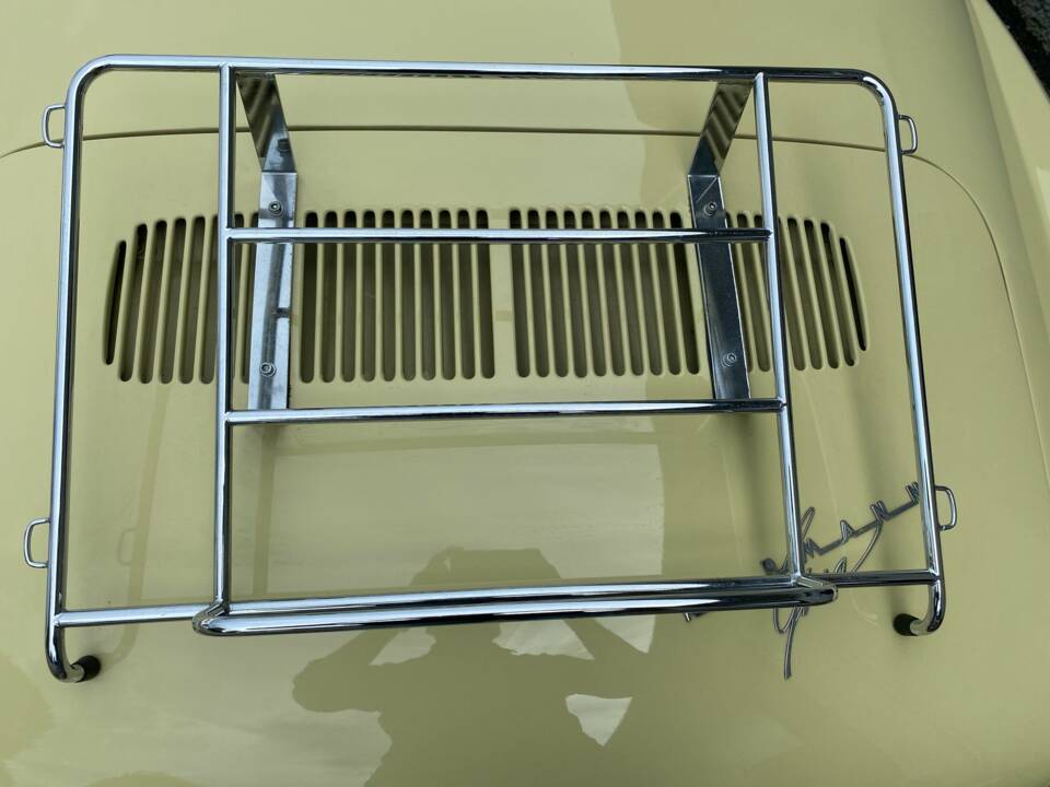 Image 15/26 of Volkswagen Karmann Ghia 1200 (1963)