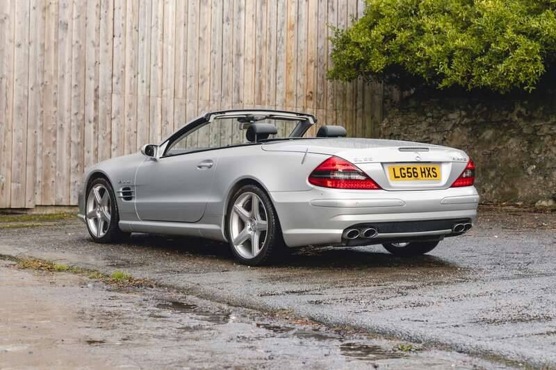 Image 4/50 de Mercedes-Benz SL 55 AMG (2006)